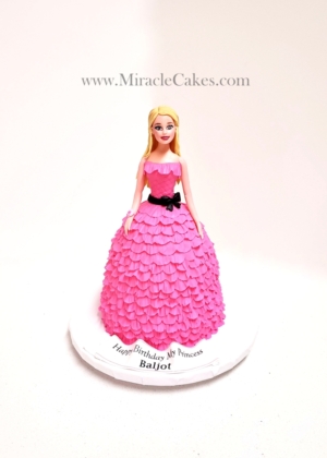 Barbie girl cake - All edible
