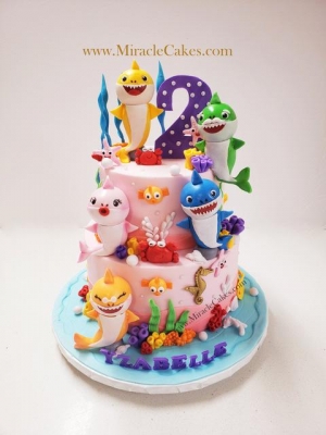 Baby shark cake with 3D characters